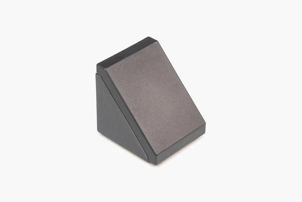 Corner Brackets with Caps – Heavy-Duty 40 mm Profile, 8 mm Slot Groove (Set of 10)