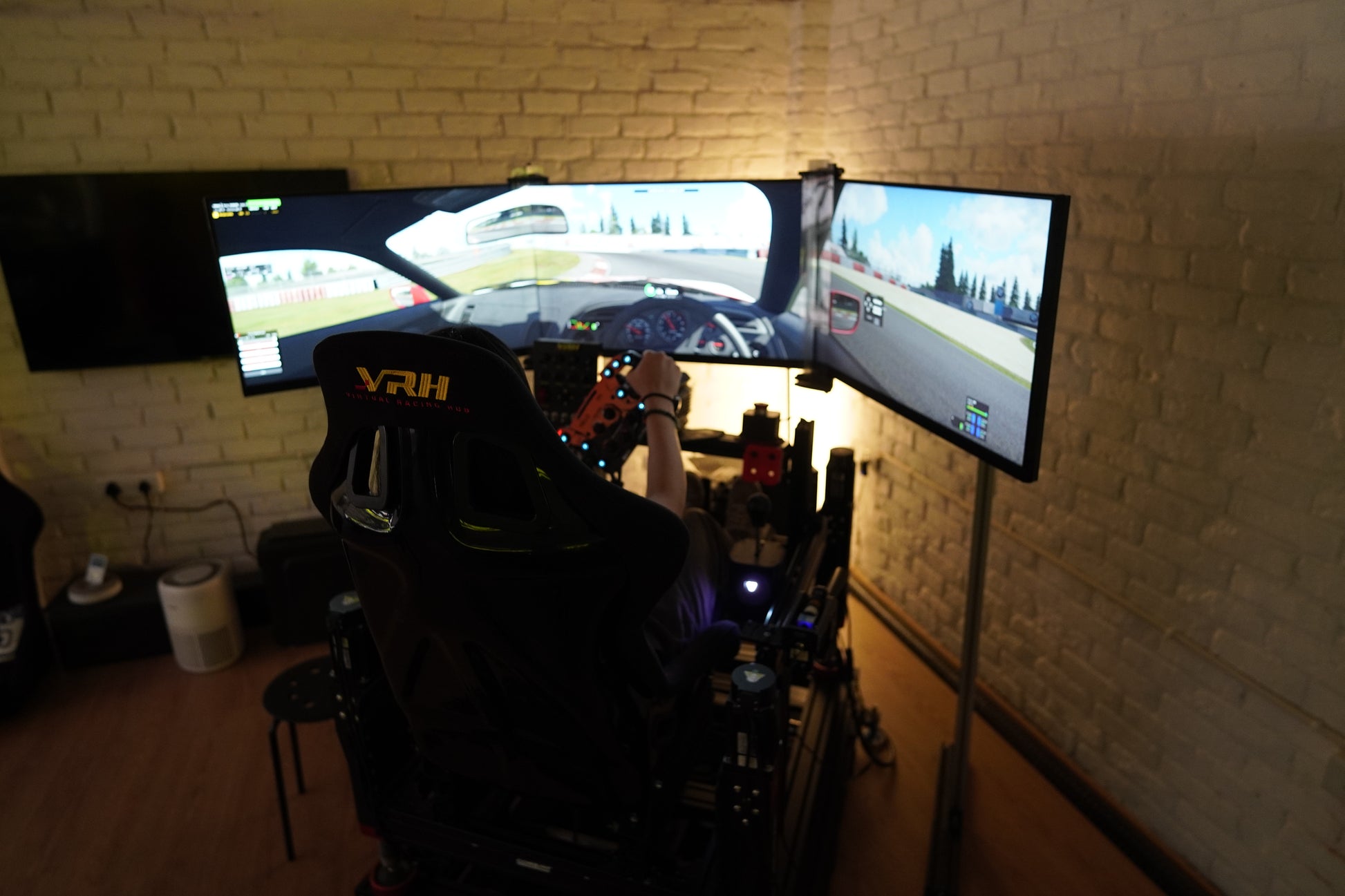Simulator Lounge Membership experience – product image 4